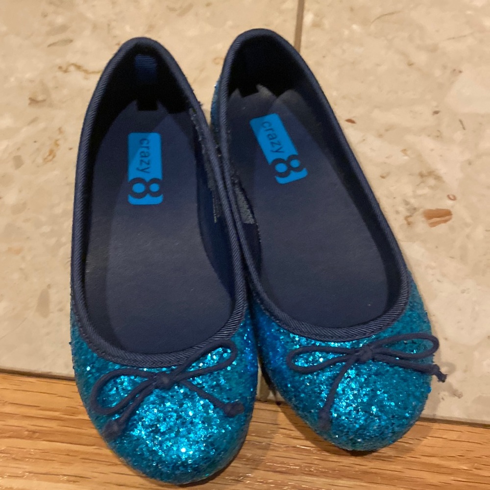Excellent condition Crazy 8 slip ons